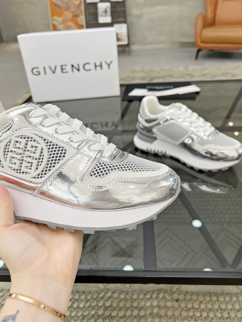 Givenchy Sneakers